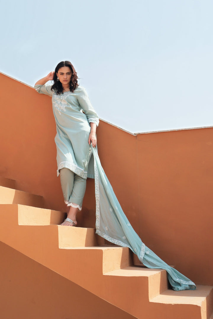 Parizaad - Embroidered Cotton Dupatta Set