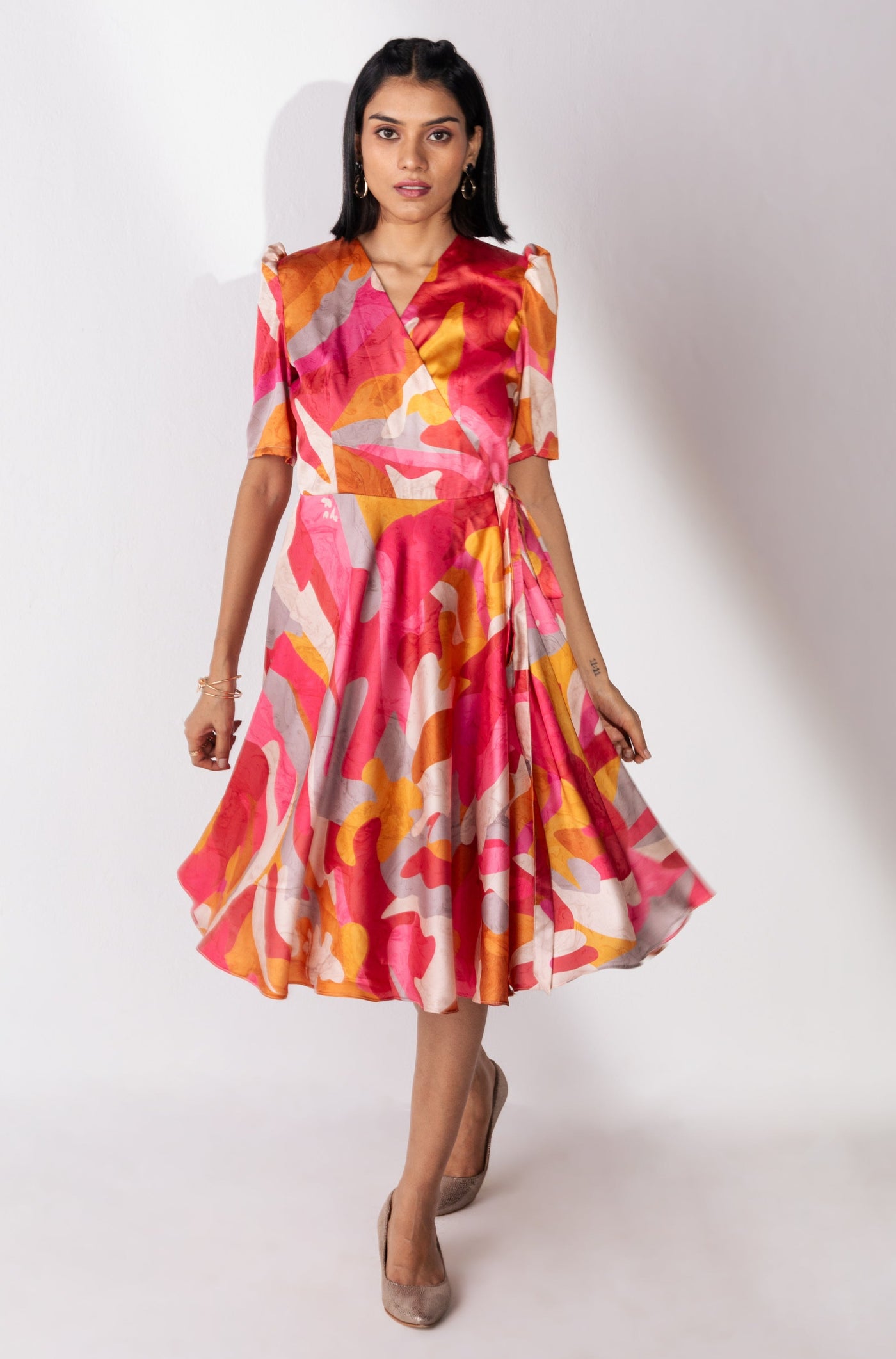 SELENA - Elegant Dress in Satin Silk
