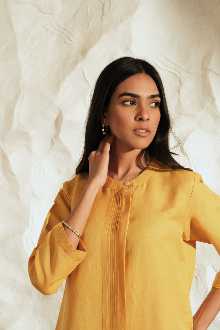 Saanvi Yellow-Mustard Linen Set