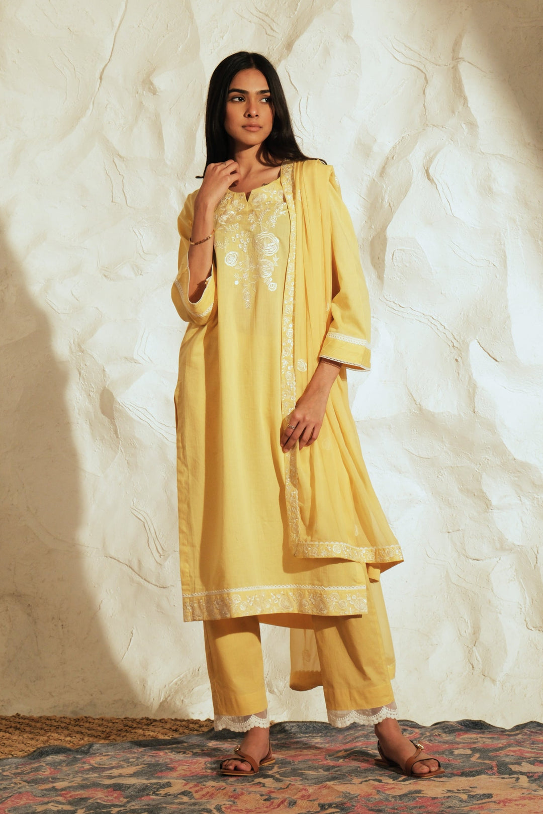 Naisha - Embroidered Cotton Dupatta Set