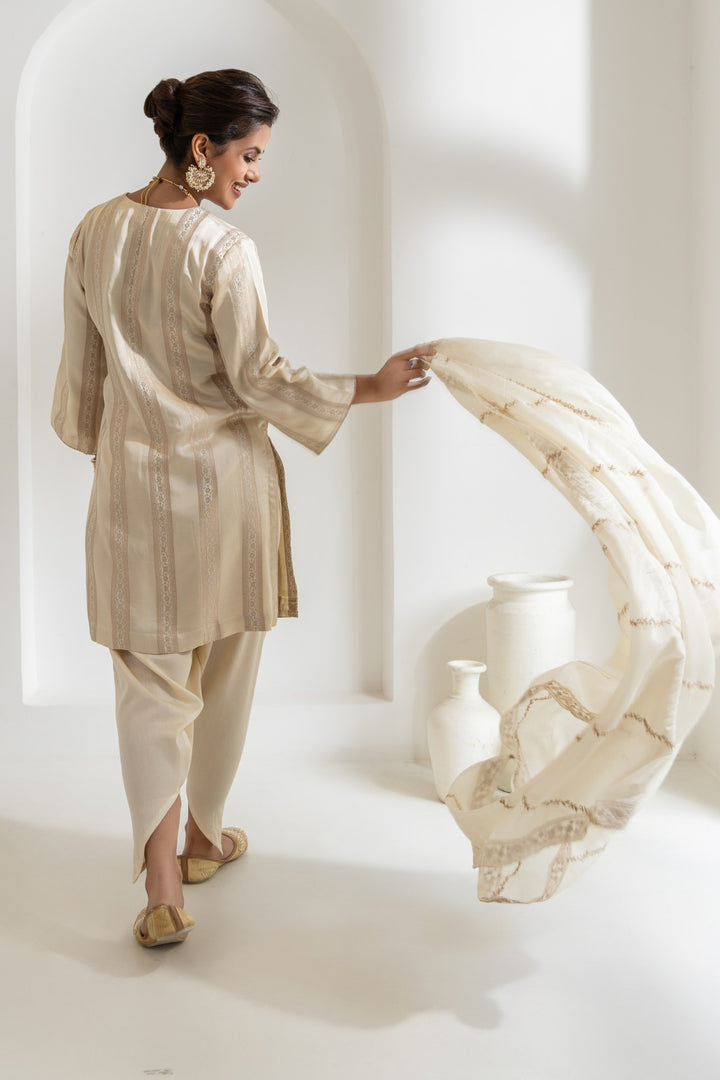 Rivaaz - Gazi Silk with Embroidery