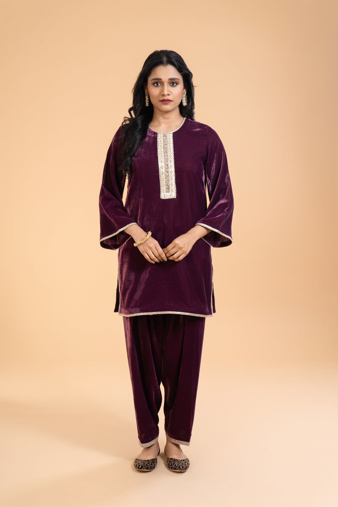 Mahira – Antique Deep Plum Velvet Kurta with Salwar