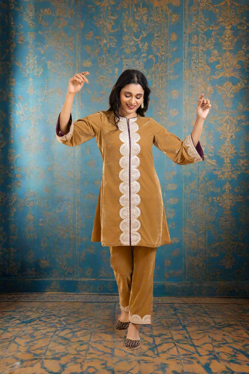 Ruqsar – Mustard Gold Velvet Kurta Set