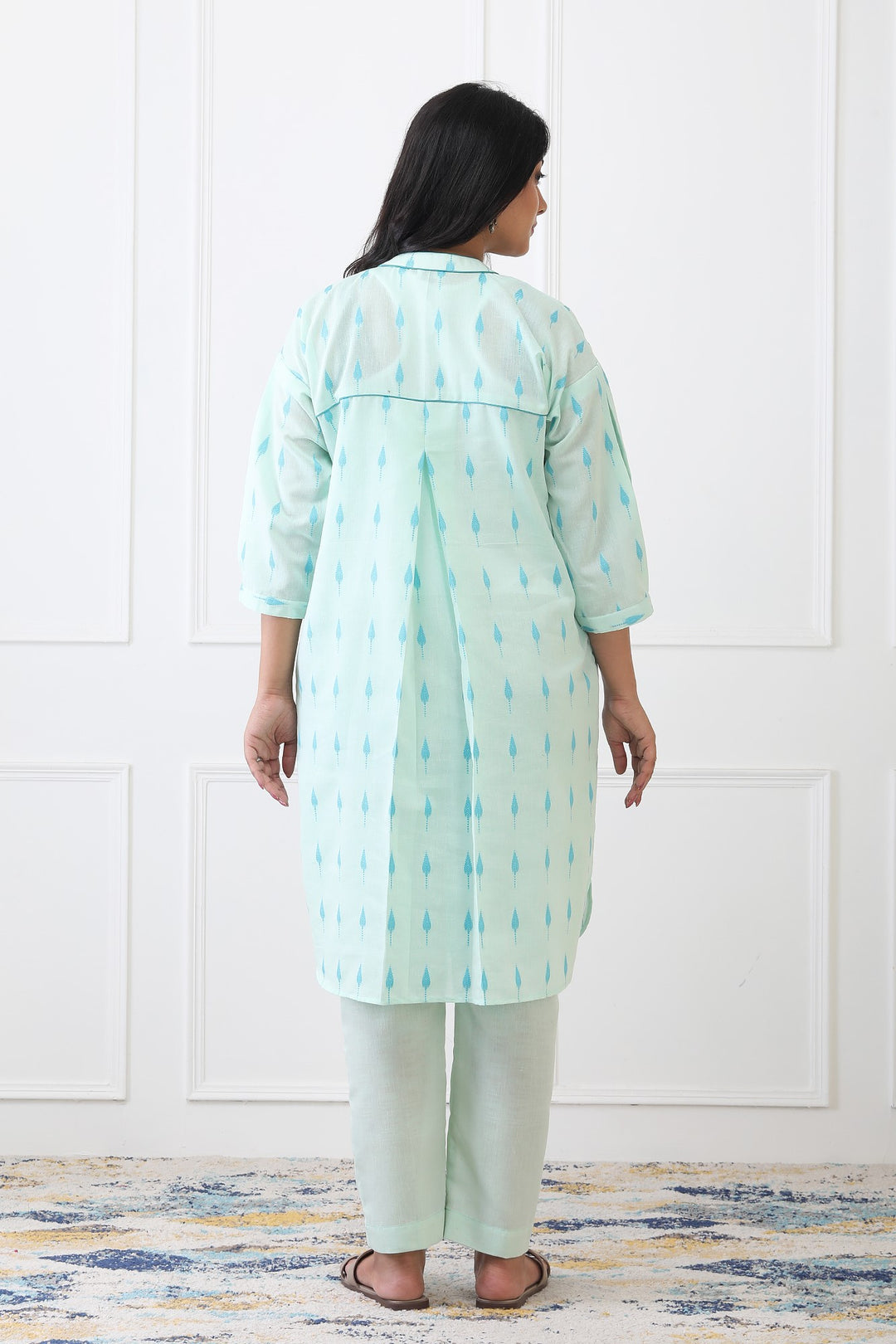 AQUA IKAT KURTA SET WITH DUPATTA