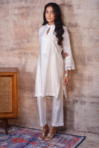 ZAHRA - White Co-ord in Cotton with pleats and lace detailing